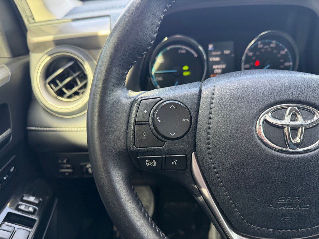 2017 Toyota Rav4 Image 10