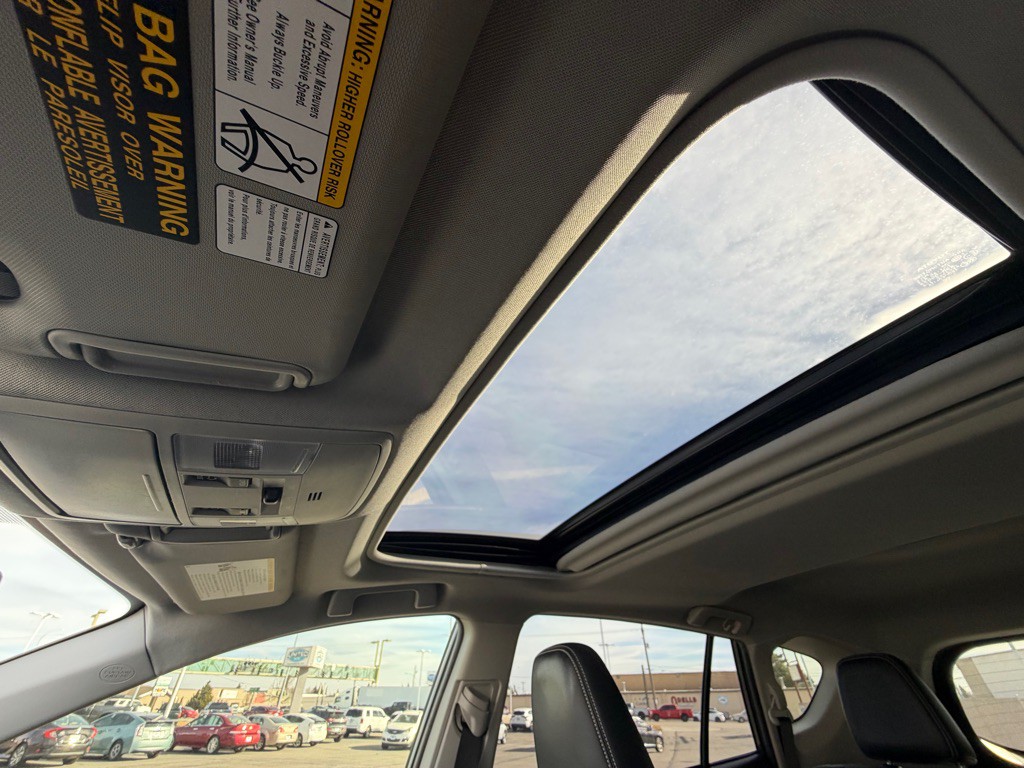 2017 Toyota Rav4 Image 16