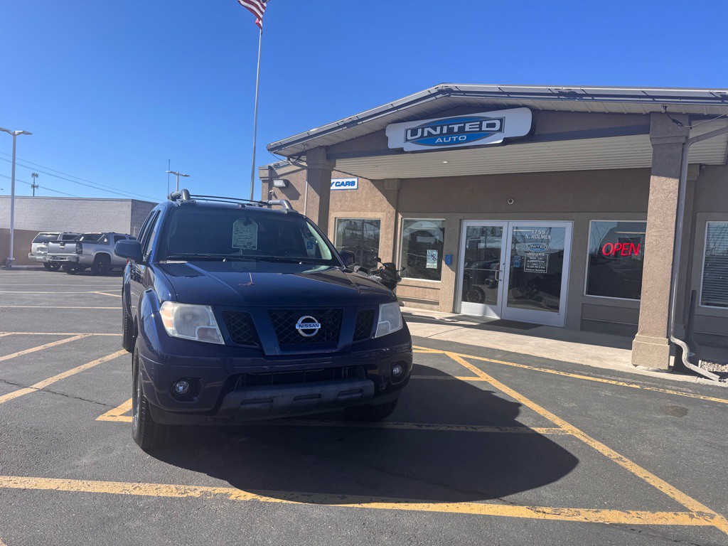 2009 Nissan Frontier Image 2