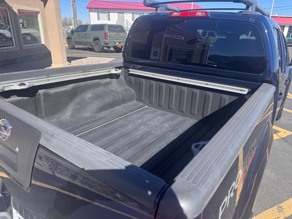 2009 Nissan Frontier Image 5