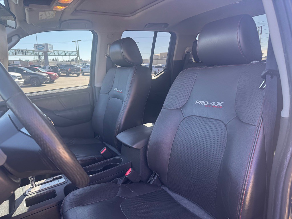 2009 Nissan Frontier Image 7