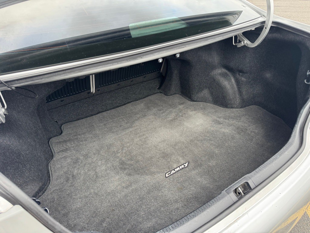 2013 Toyota Camry Image 14