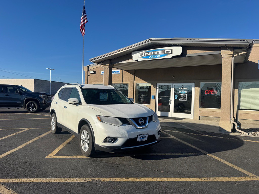 2016 Nissan Rogue Image 2