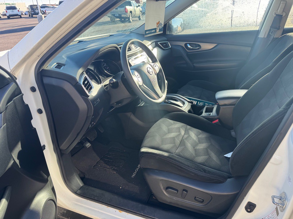 2016 Nissan Rogue Image 5