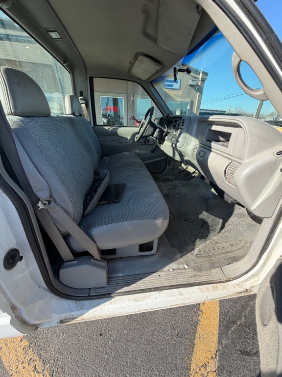 1999 Chevrolet C/K Image 10