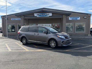 Image for 2018 Toyota Sienna XLE ID: 7197784