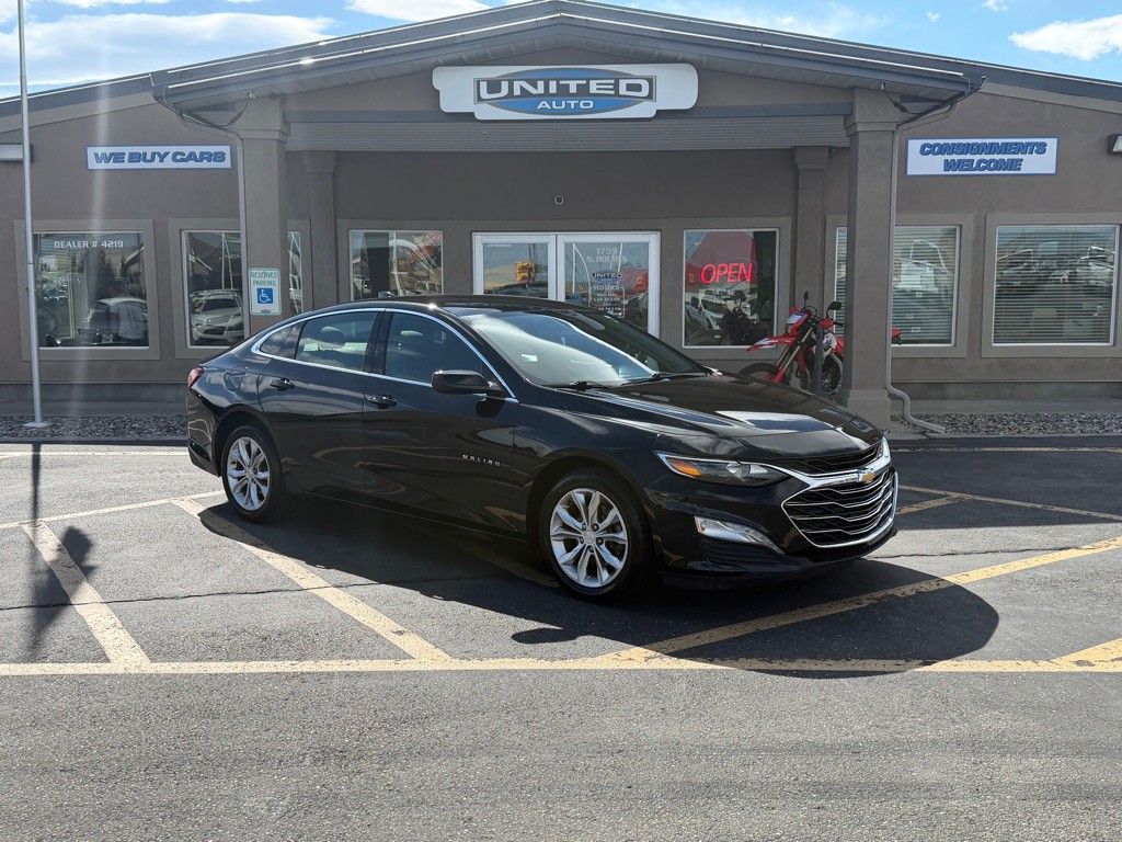 2019 Chevrolet Malibu Image 2