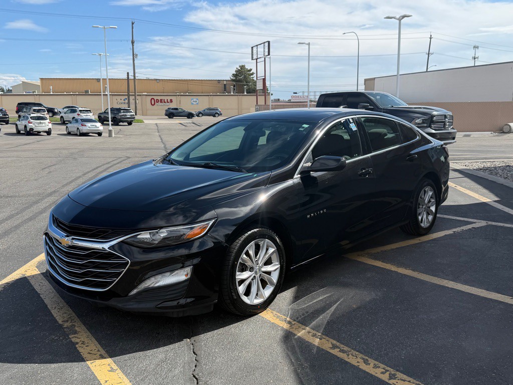 2019 Chevrolet Malibu Image 3