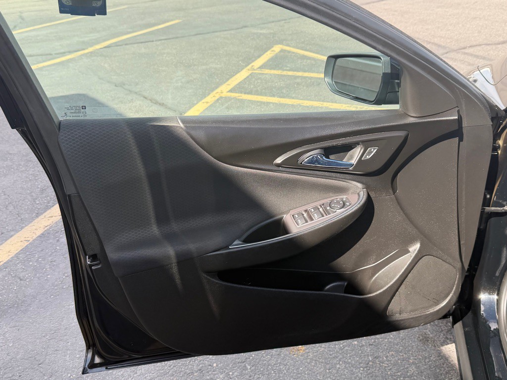 2019 Chevrolet Malibu Image 6