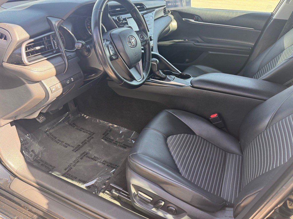 2019 Toyota Camry Image 6