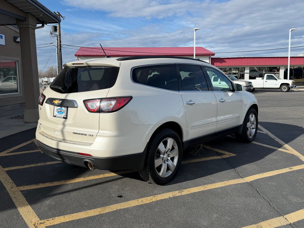 2013 Chevrolet Traverse Image 5