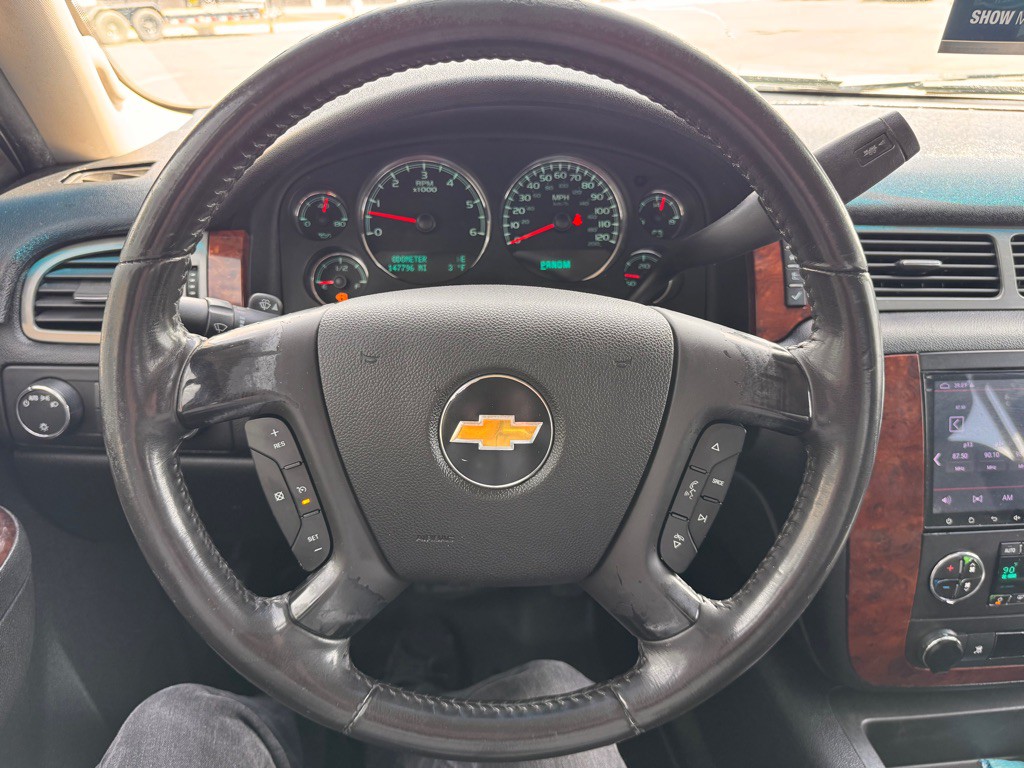 2010 Chevrolet Avalanche Image 7