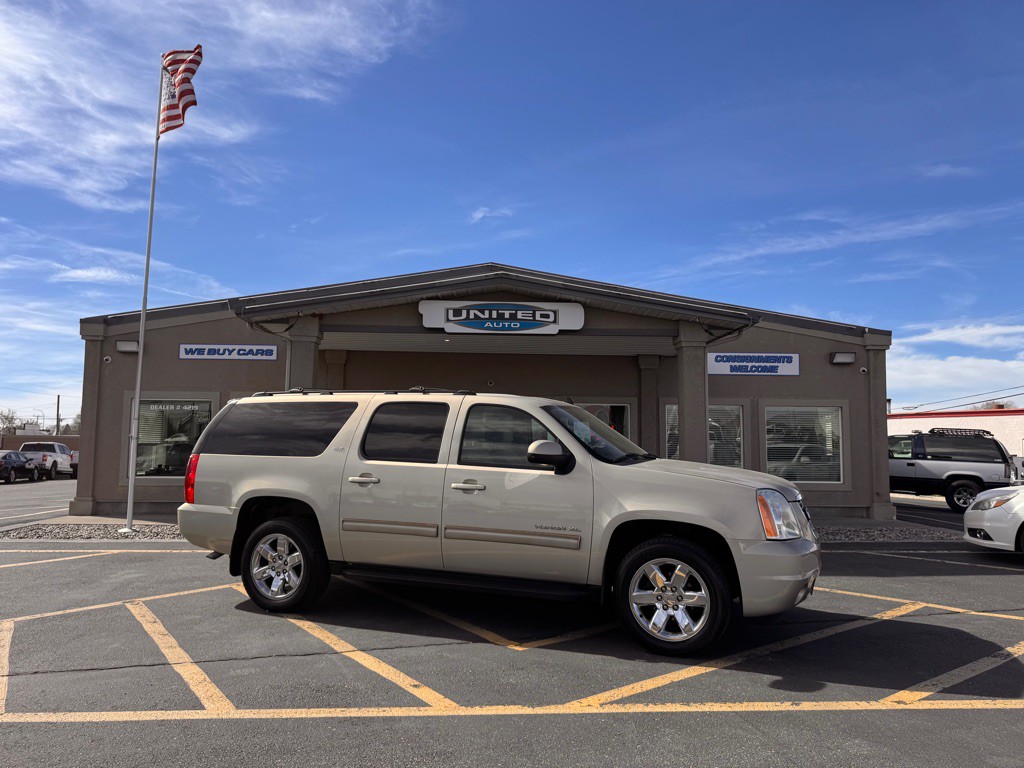 2012 GMC Yukon Image 1
