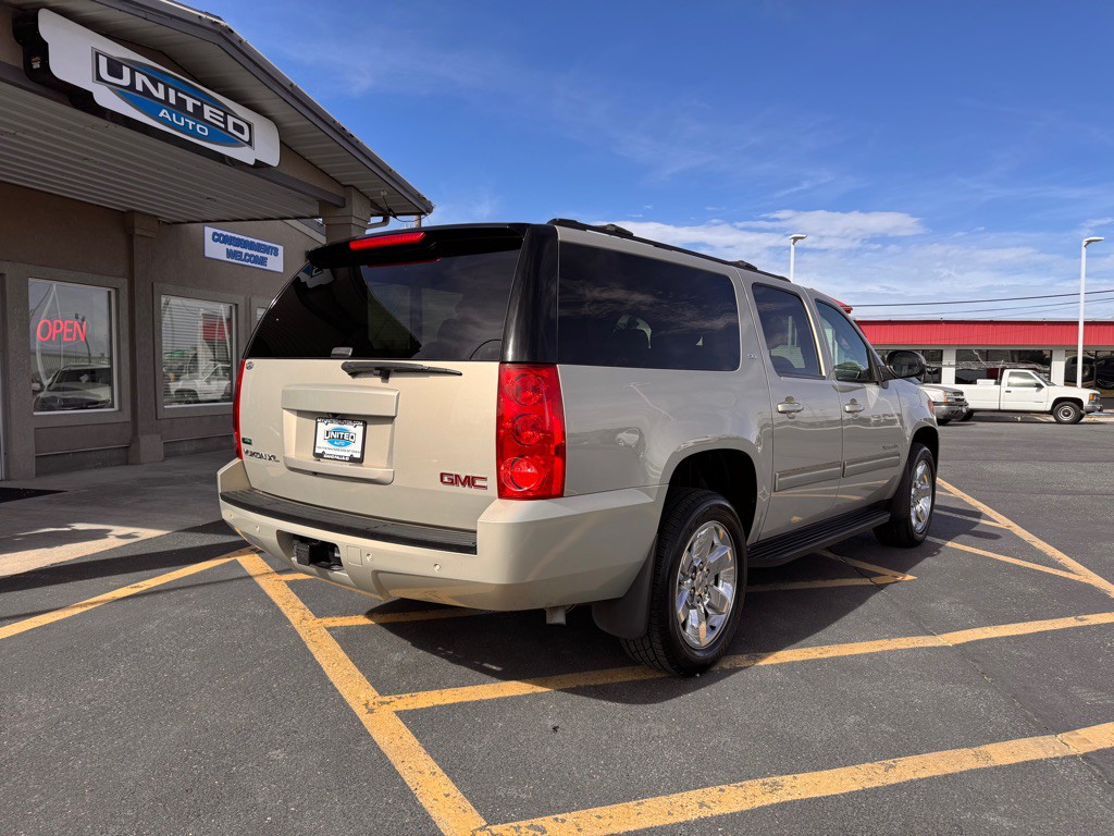 2012 GMC Yukon Image 4