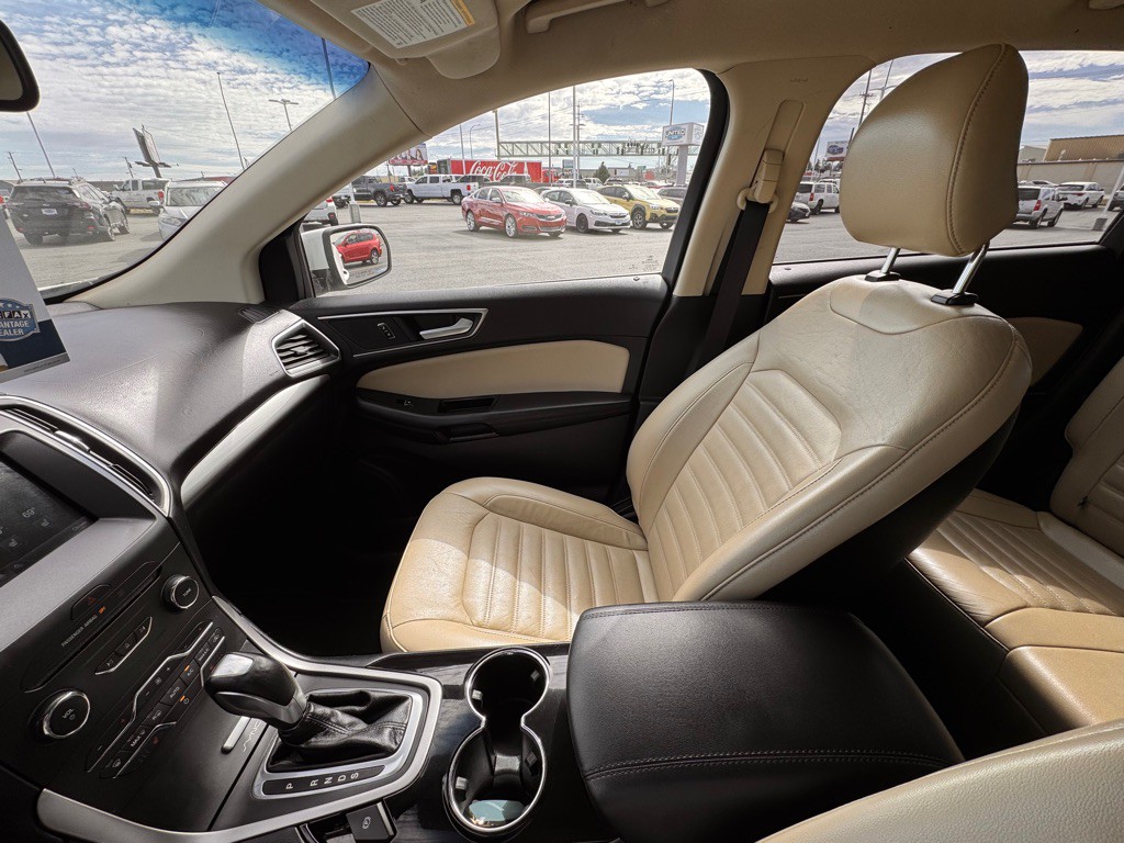 2015 Ford Edge Image 8