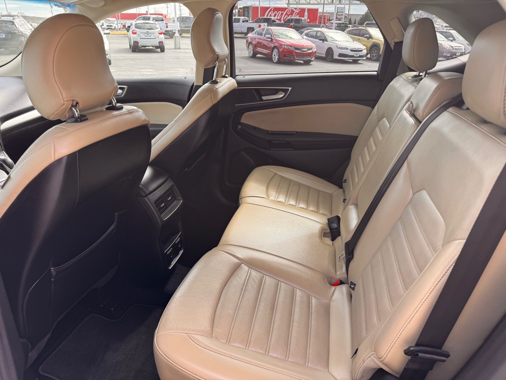 2015 Ford Edge Image 10