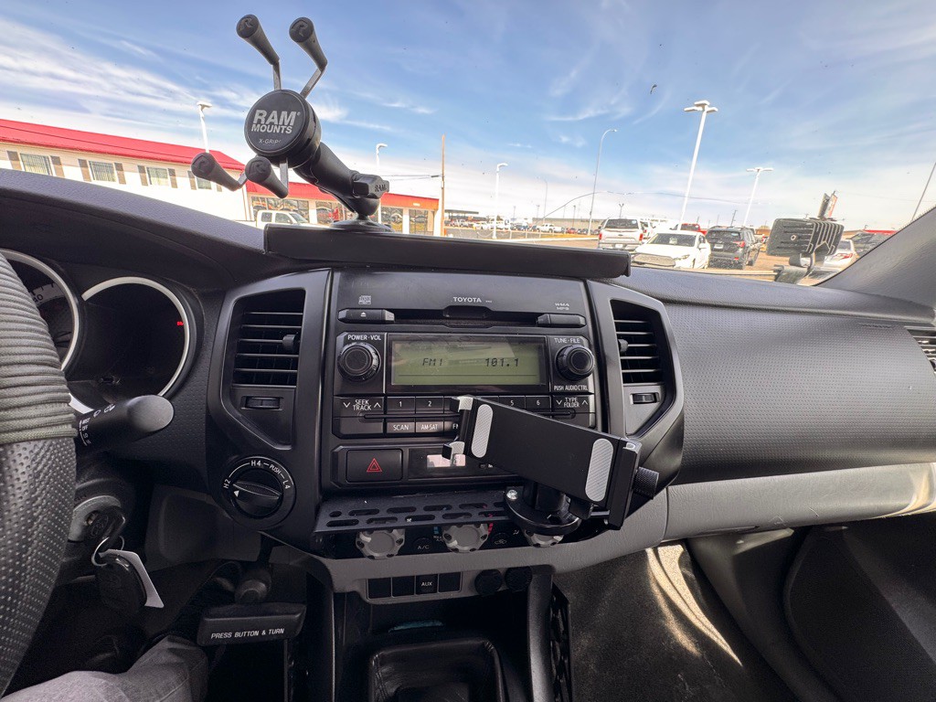 2012 Toyota Tacoma Image 11