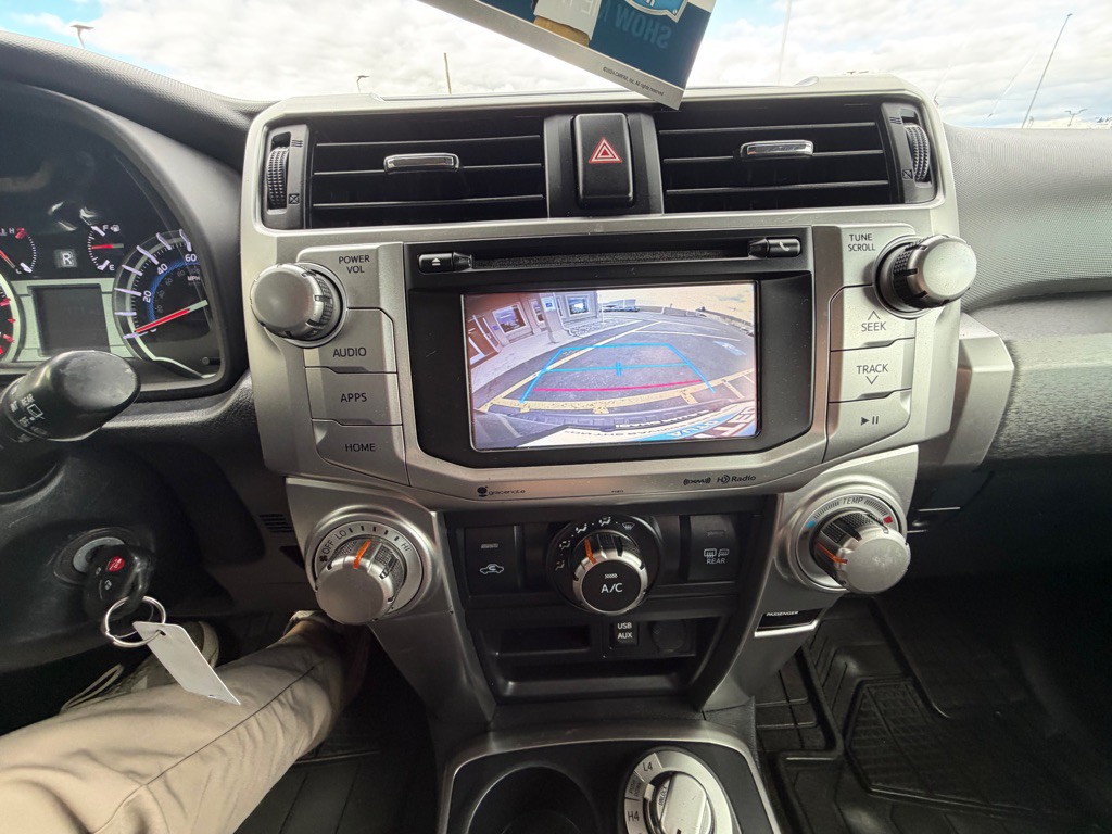 2019 Toyota 4Runner Image 10