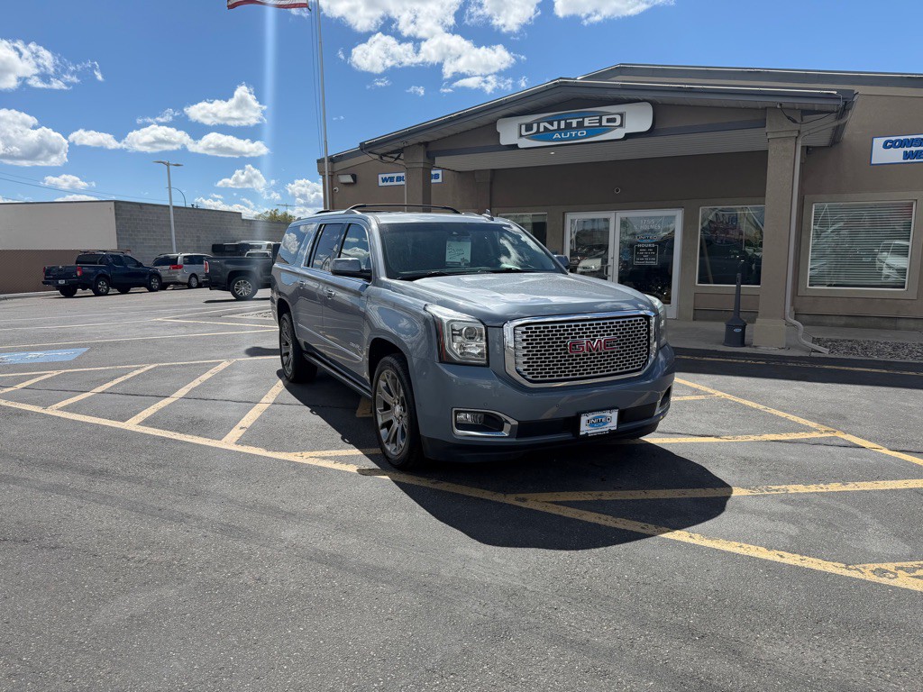 2015 GMC Yukon Image 2