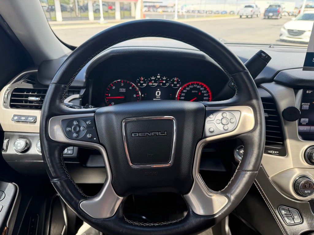 2015 GMC Yukon Image 10