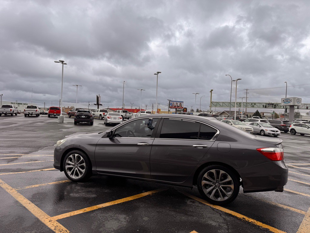 2013 Honda Accord Image 3
