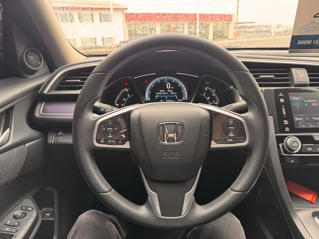 2017 Honda Civic Image 6