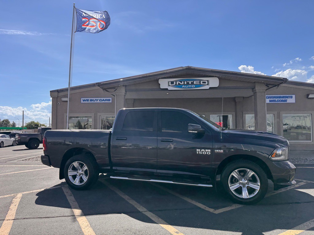 2014 RAM 1500 Image 1