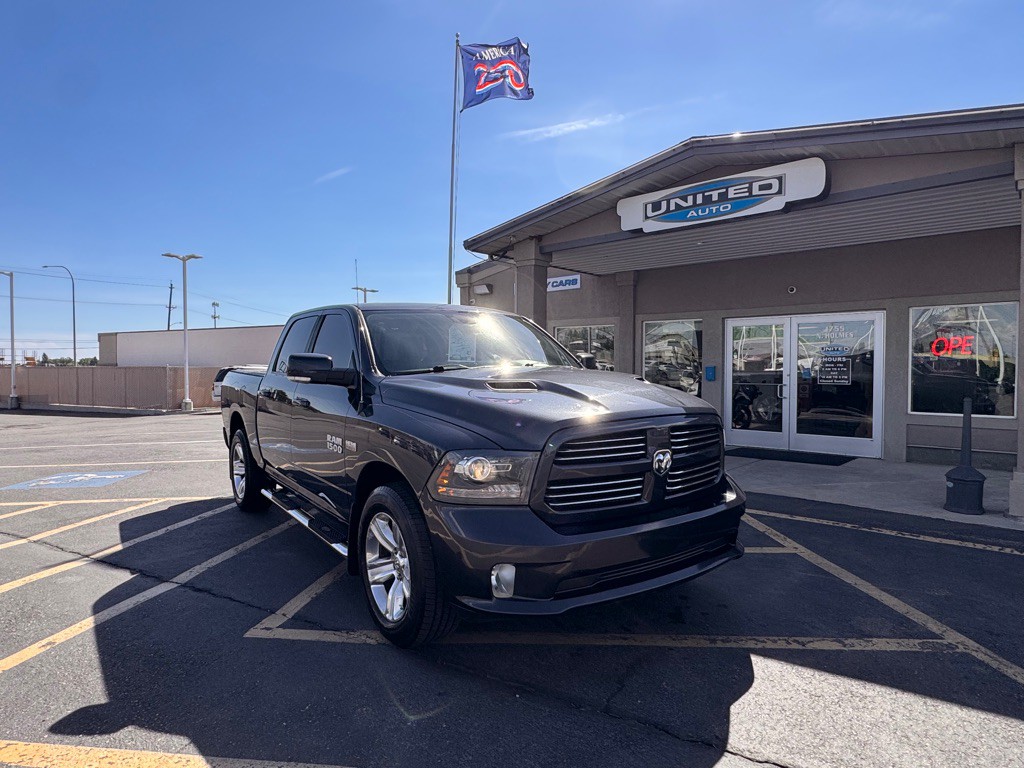 2014 RAM 1500 Image 2