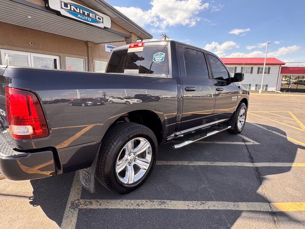 2014 RAM 1500 Image 9