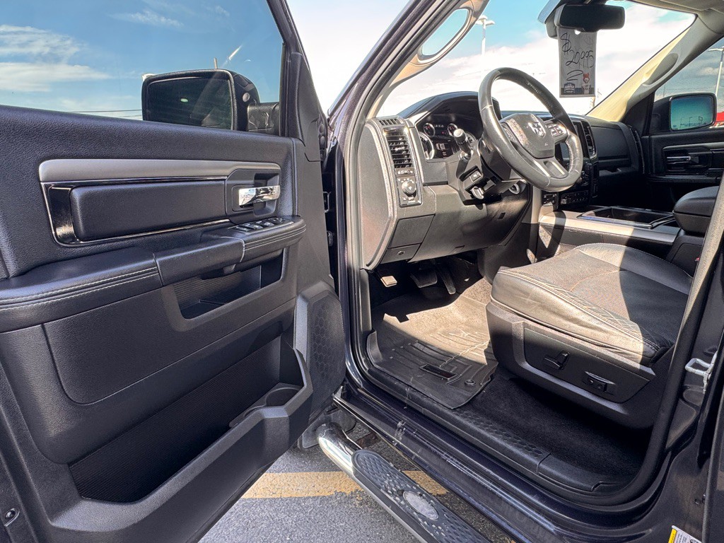 2014 RAM 1500 Image 14