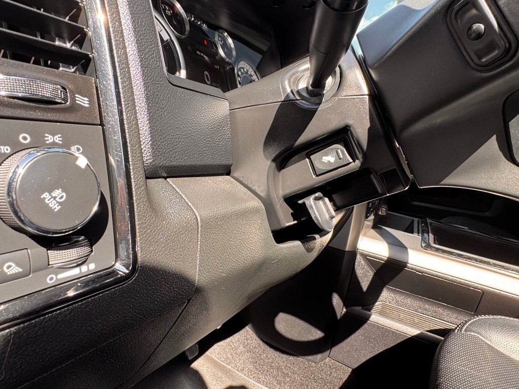2014 RAM 1500 Image 15