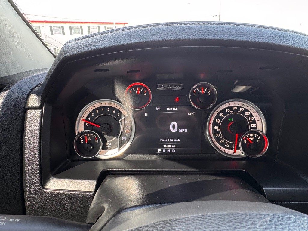 2014 RAM 1500 Image 18