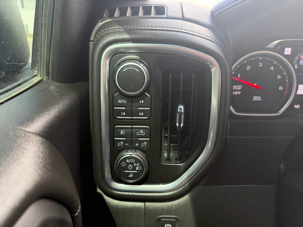 2019 Chevrolet Silverado 1500 Image 11