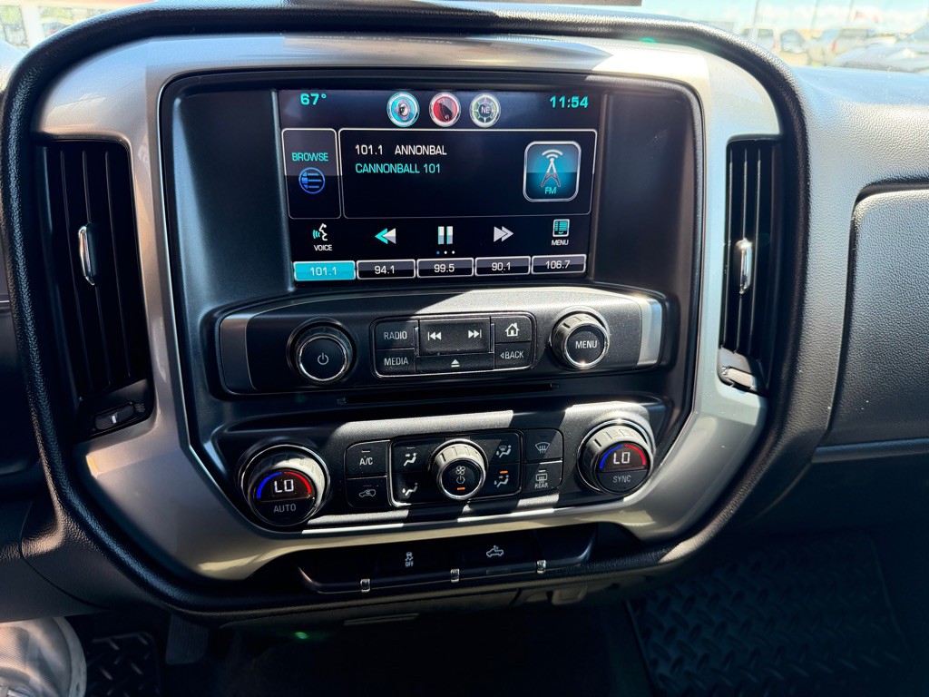 2015 Chevrolet Silverado 1500 Image 11