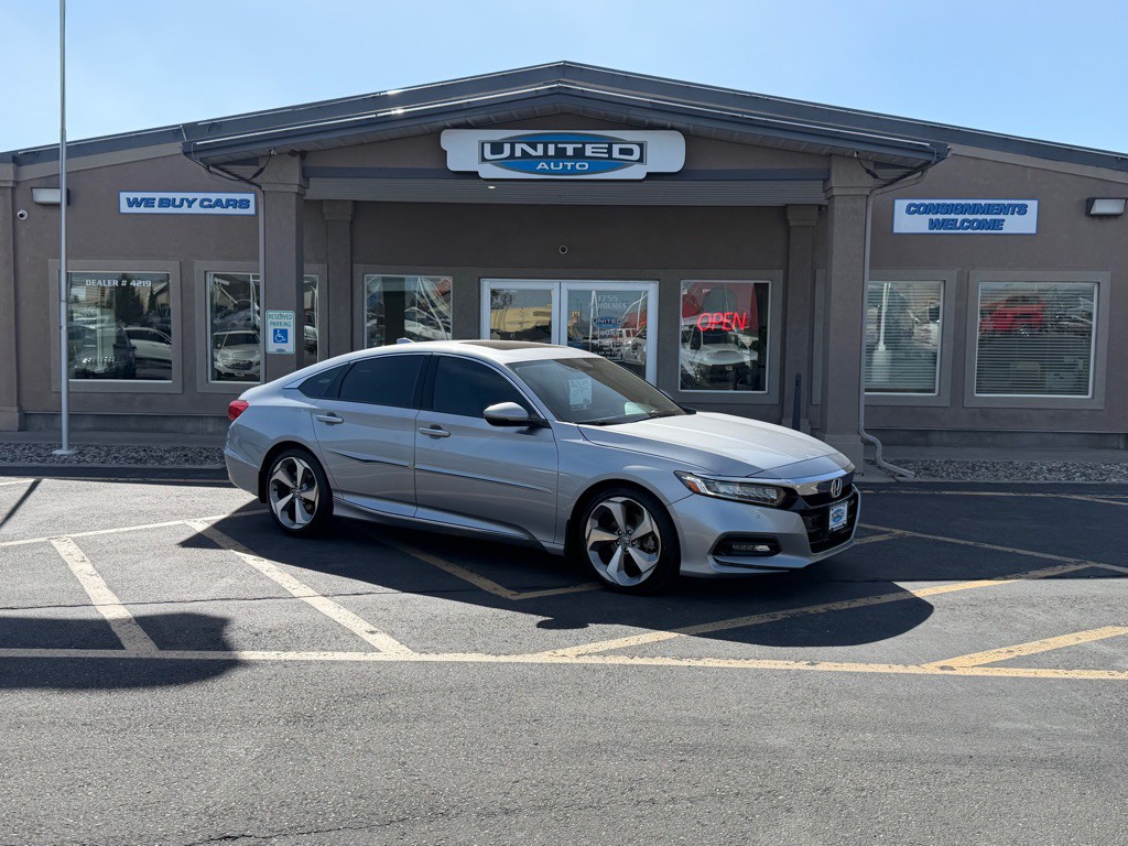 2018 Honda Accord Image 1