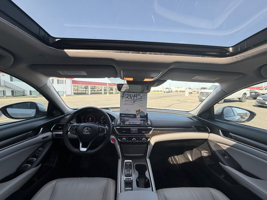 2018 Honda Accord Image 17