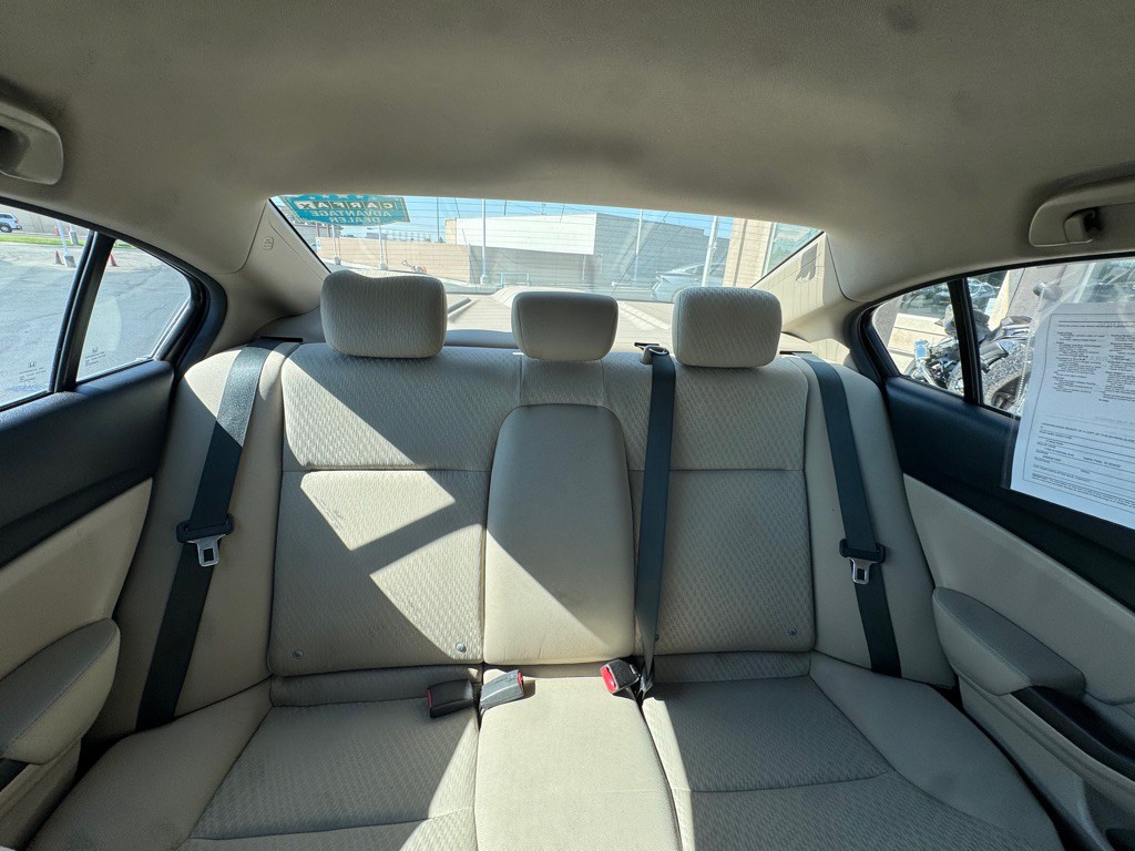 2015 Honda Civic Image 21