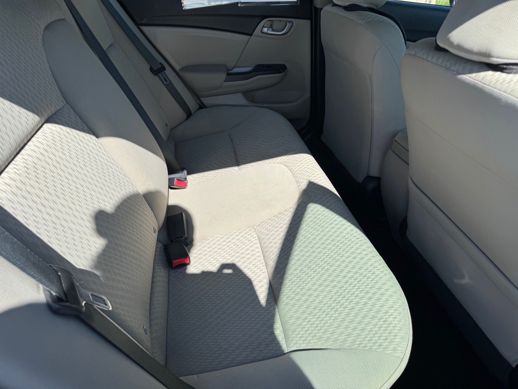 2015 Honda Civic Image 24