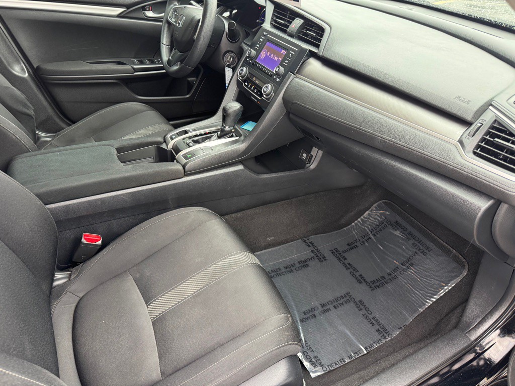 2017 Honda Civic Image 19