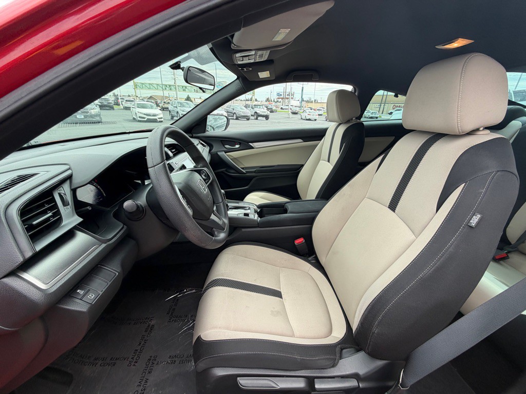 2017 Honda Civic Image 7