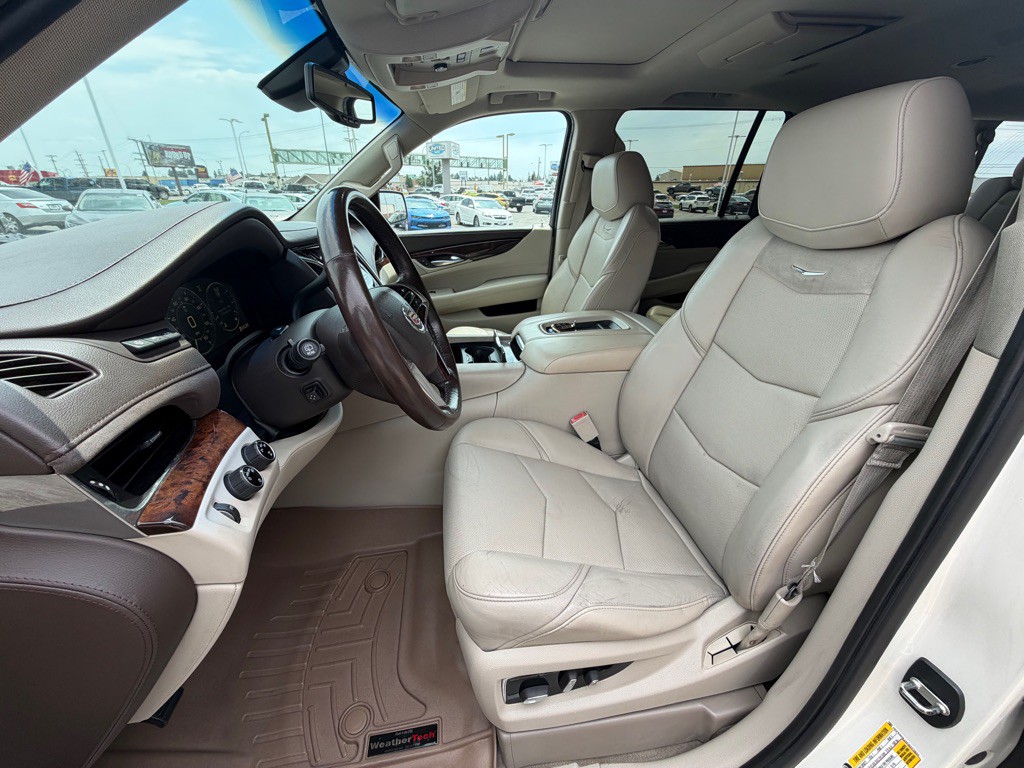 2015 Cadillac Escalade Image 7