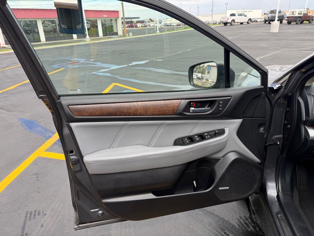 2019 Subaru Outback Image 6