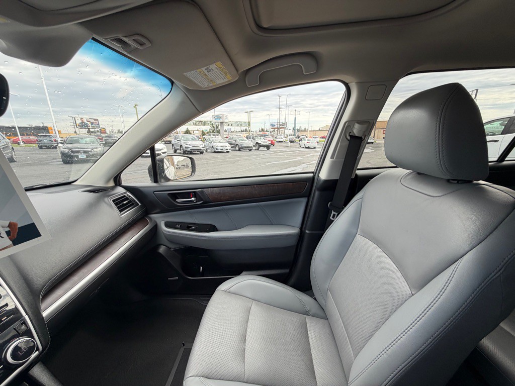 2019 Subaru Outback Image 16