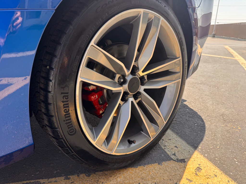 2016 Chevrolet Camaro Image 11