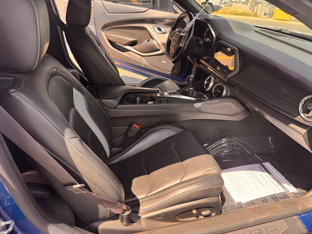 2016 Chevrolet Camaro Image 23