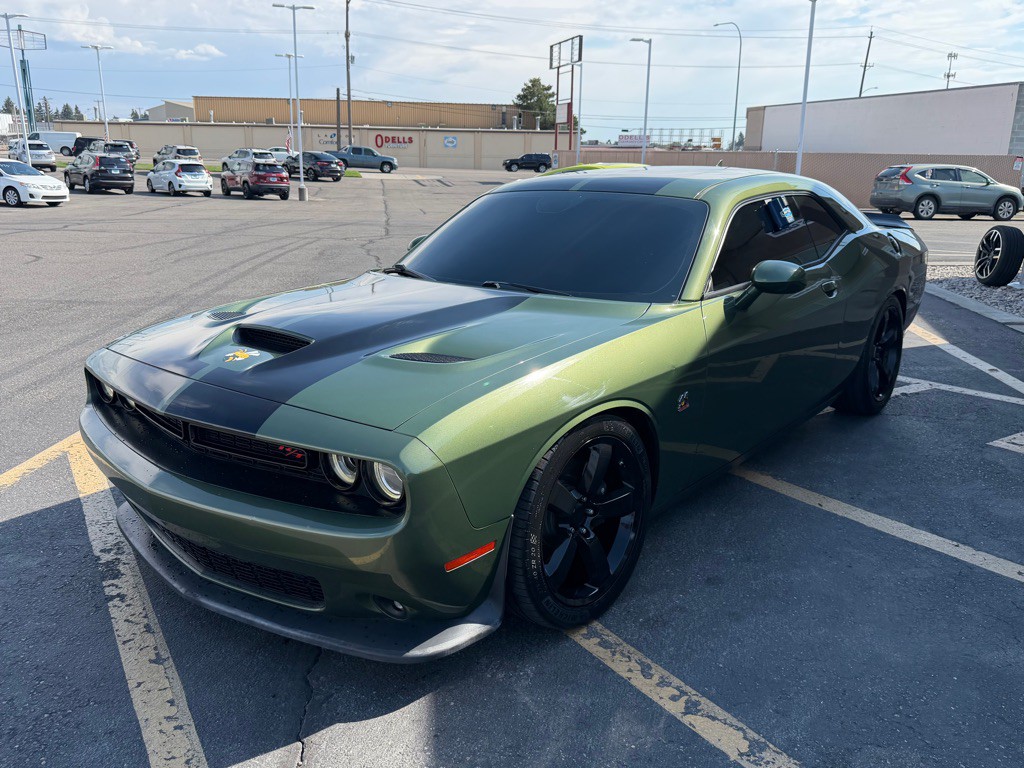 2019 Dodge Challenger Image 4