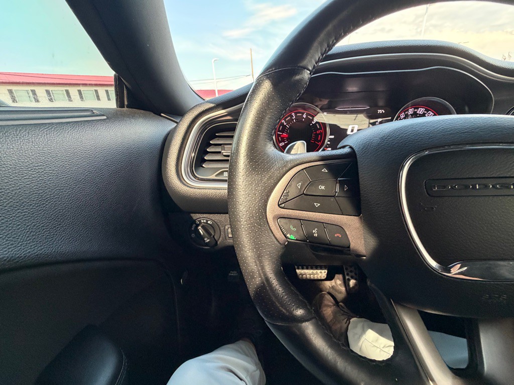 2019 Dodge Challenger Image 11