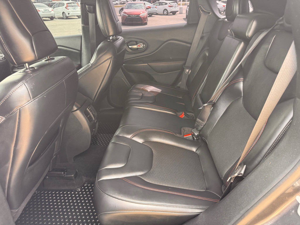 2021 Jeep Cherokee Image 28