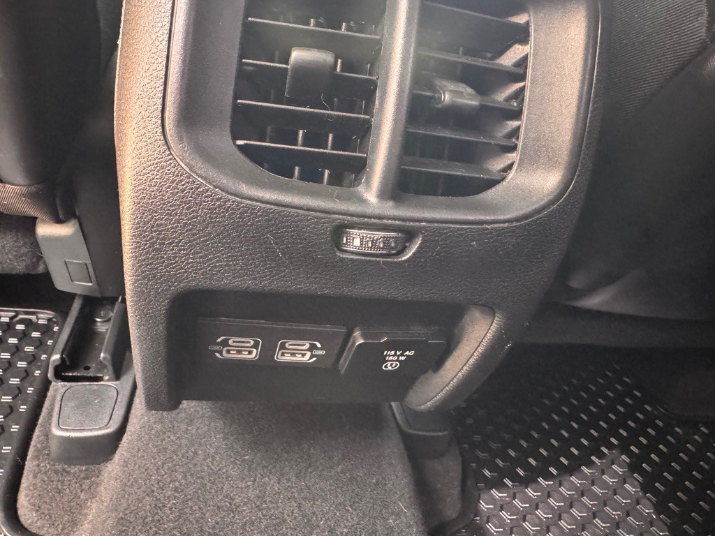 2021 Jeep Cherokee Image 30