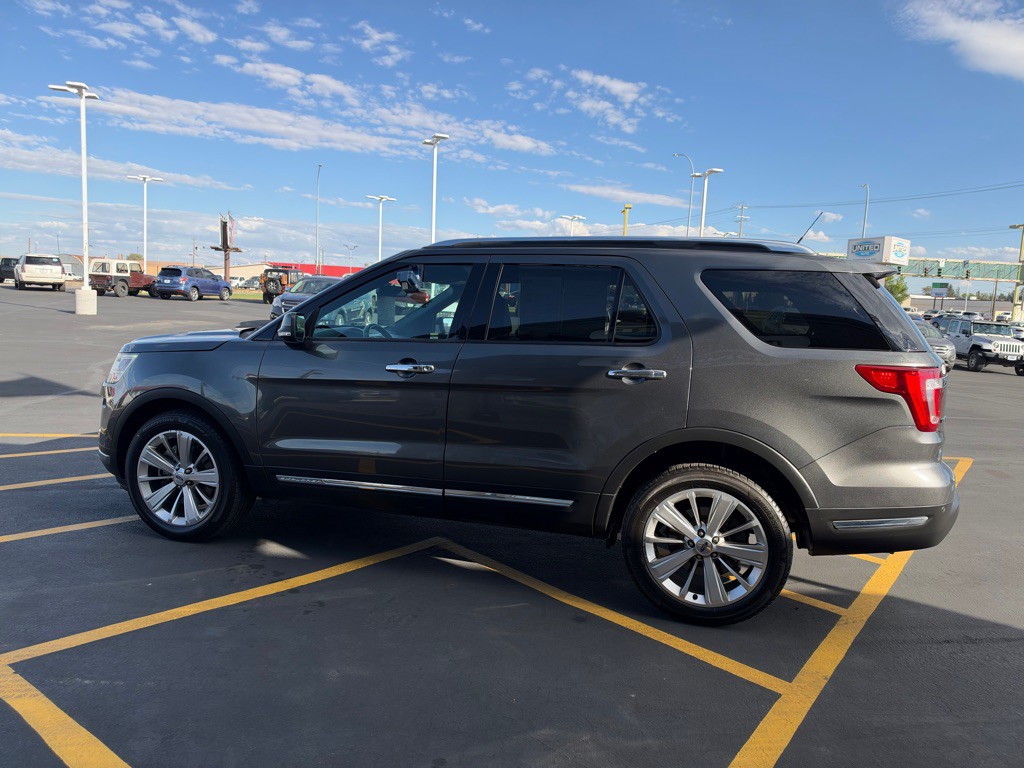 2019 Ford Explorer Image 3
